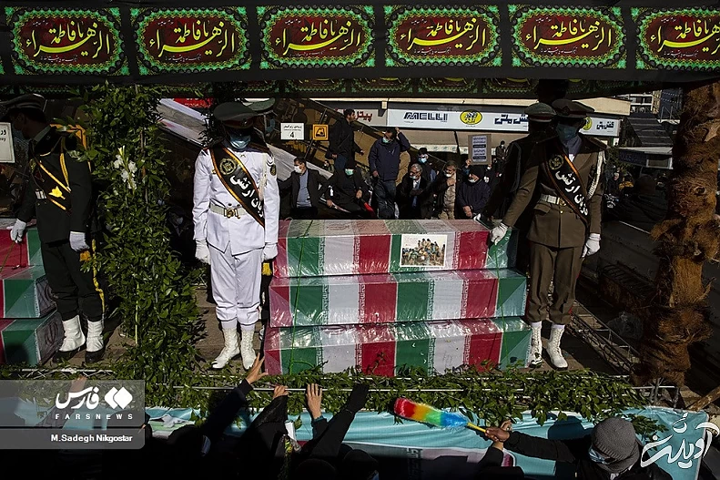 (تصاویر) تشییع ۱۵۰ شهید گمنام در تهران